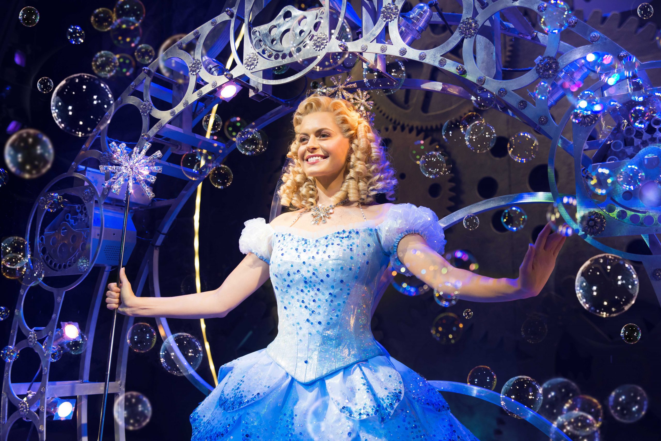 WICKED CONFIRMS LONDON CAST AGTO