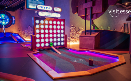 WIN A Round Of Mini Golf At Puttshack Lakeside. Plus £150 For Food And Drink!